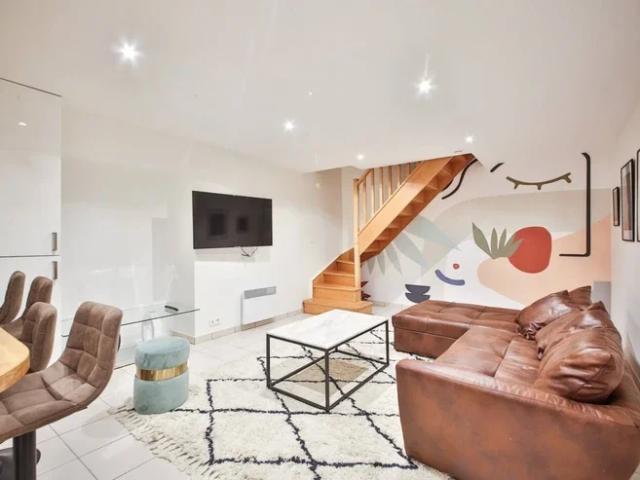 Location Appartement Rue Lecourbe, Paris