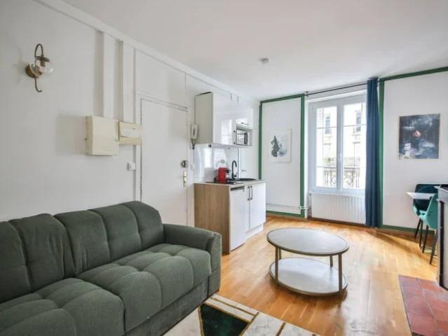Location Appartement Rue Lecourbe, Paris