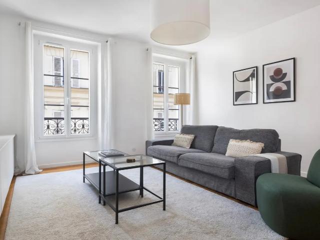 Location Appartement Rue Lekain, Paris