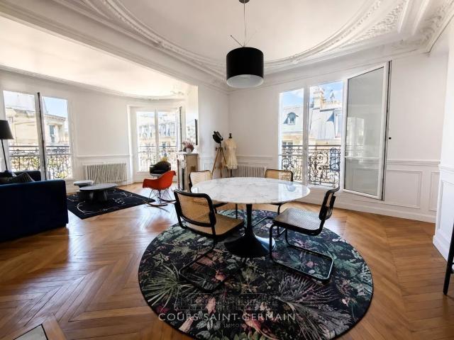 Location Appartement Rue Lentonnet, Paris