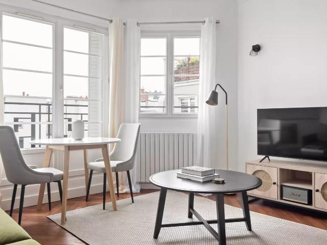 Location Appartement Rue Léo Delibes, Paris