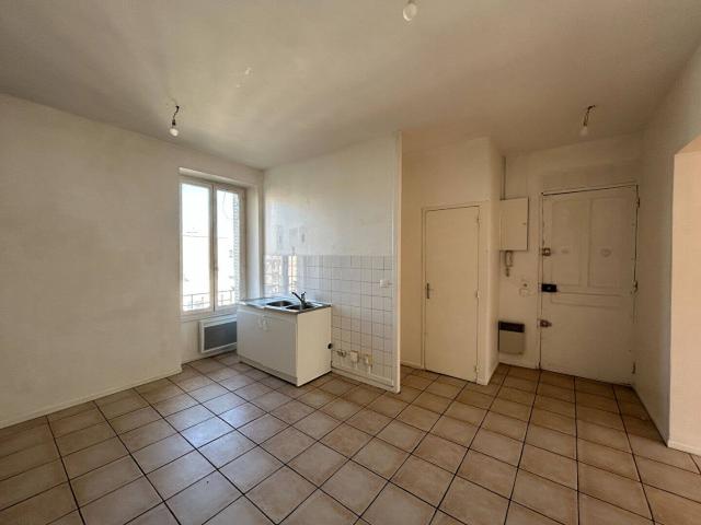 Location Appartement Rue Léon Blum, Villeurbanne