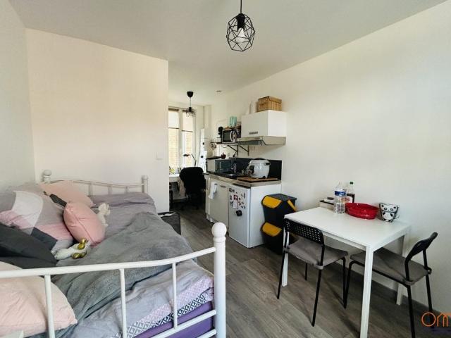 Location Appartement Rue Léon Dupontreué, Amiens