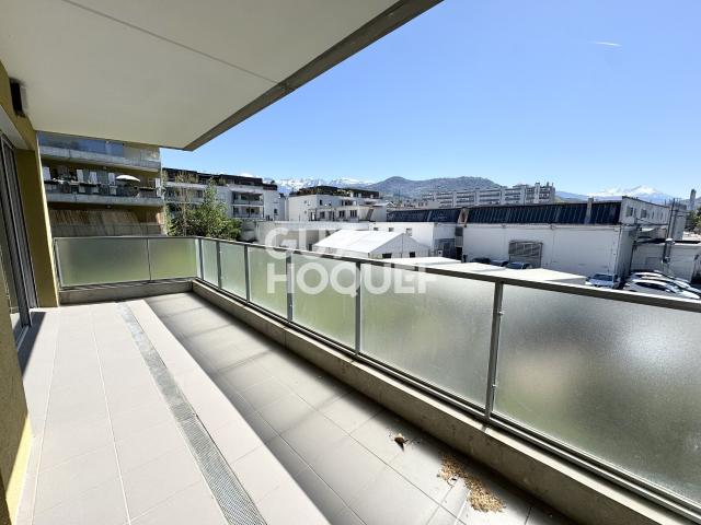 Location Appartement Rue Léon Jouhaux, Grenoble