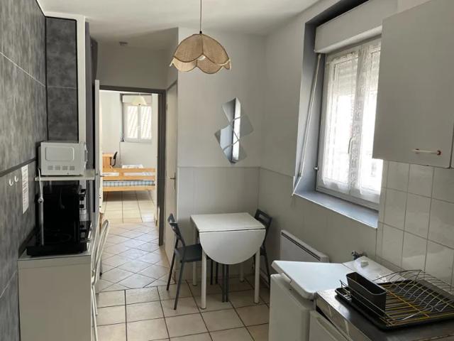 Location Appartement Rue Léon Nautin, Saint Étienne
