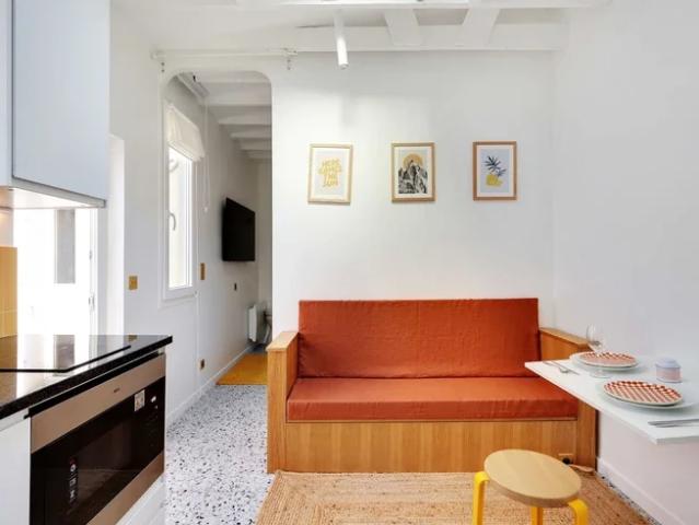 Location Appartement Rue Léon, Paris