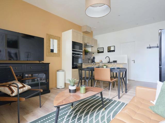 Location Appartement Rue Léone Lalire, Reims