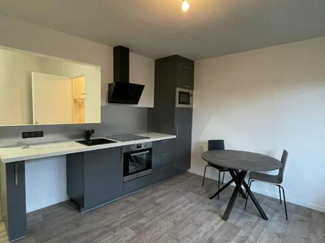 Location Appartement Rue Lépine, Pantin