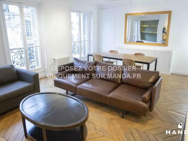 Location Appartement Rue Lepic, Paris