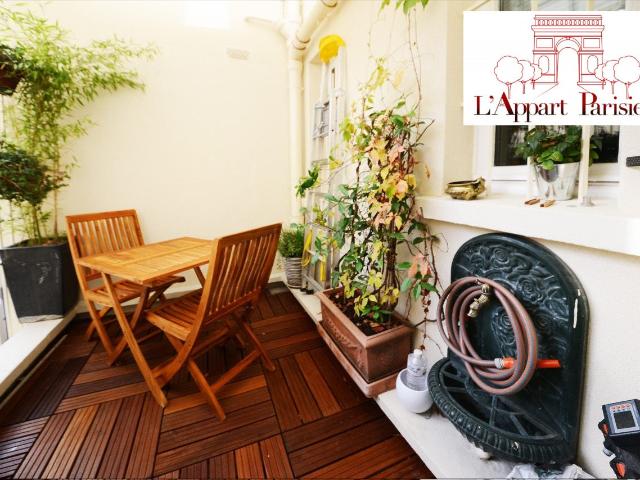 Location Appartement Rue Lepic, Paris