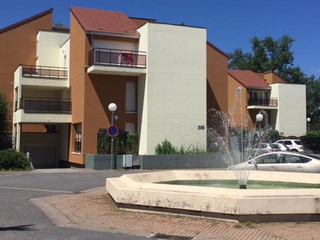 Location Appartement Rue Les Cardinales, Montluçon
