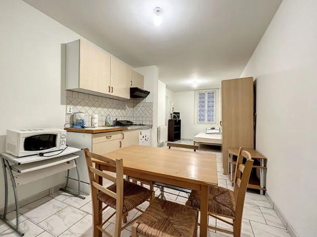 Location Appartement Rue Lespy, Pau
