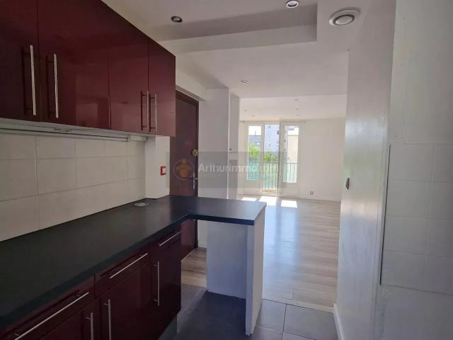 Location Appartement Rue Lieutenant de Vaisseau Paris, Brest