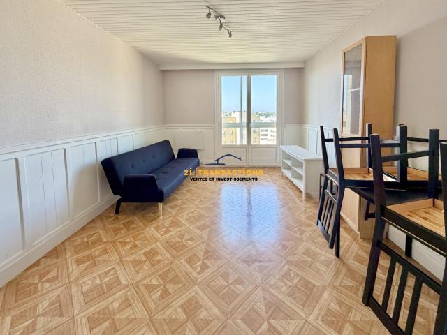 Location Appartement Rue Lissagaray, Saint Étienne