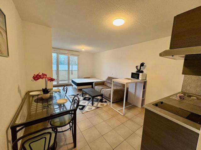 Location Appartement Rue Lucien Sampaix, Roanne