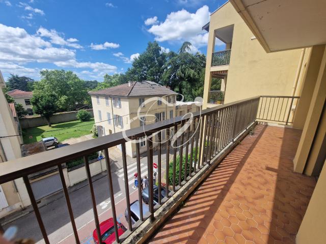 Location Appartement Rue Luizet, Écully