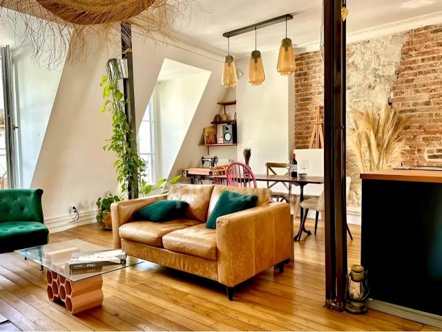 Location Appartement Rue Mouraud, Paris