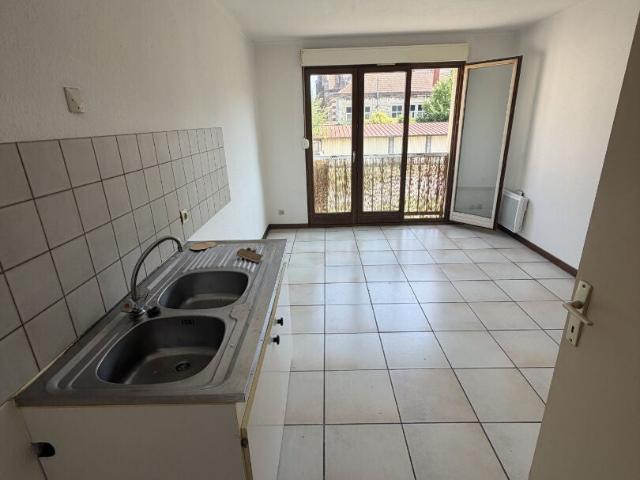 Location Appartement Rue Monseigneur Trouillet, Lunéville