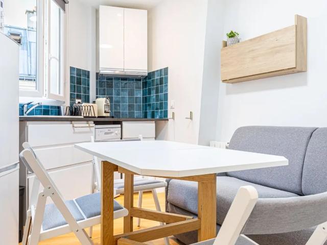 Location Appartement Rue Monsigny, Paris
