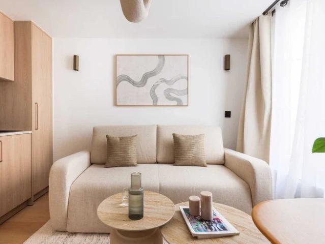 Location Appartement Rue Montmartre, Paris
