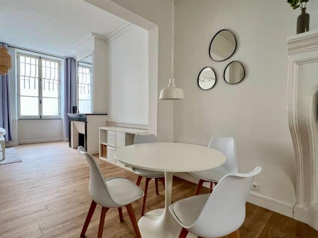 Location Appartement Rue Montesquieu, Nancy