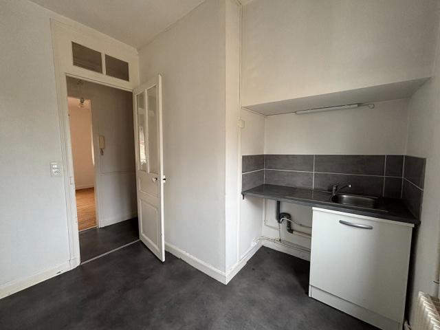 Location Appartement Rue Montlaurent, Reims