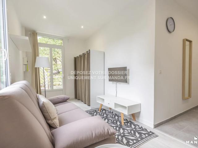 Location Appartement Rue Moslard, Colombes
