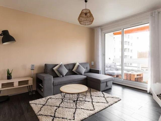 Location Appartement Rue Mathieu Varille, Lyon