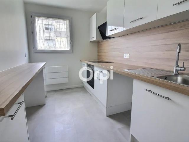Location Appartement Rue Maurice Nogues, Viry Châtillon