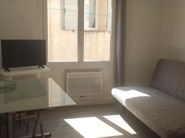 Location Appartement Rue Magenta, Trets