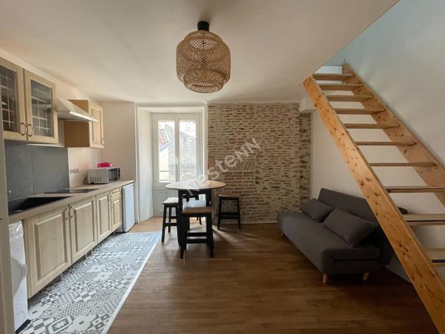 Location Appartement Rue Magenta, Poitiers