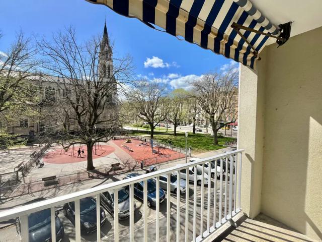 Location Appartement Rue Marc Antoine Petit, Lyon