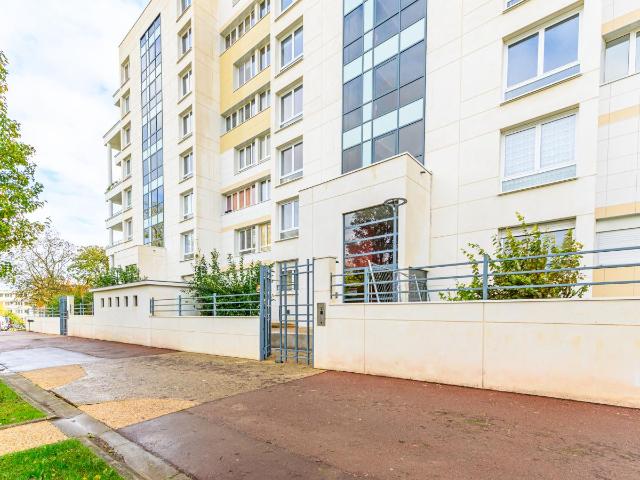 Location Appartement Rue Marc Sangnier, Le Kremlin Bicêtre