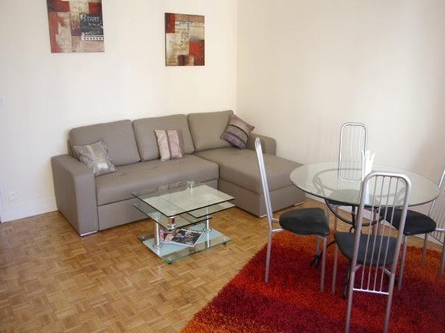Location Appartement Rue Marcadet, Paris