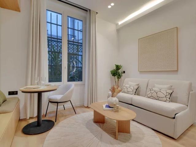 Location Appartement Rue Marcadet, Paris
