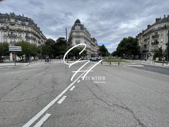 Location Appartement Rue Marcel Deprez, Grenoble