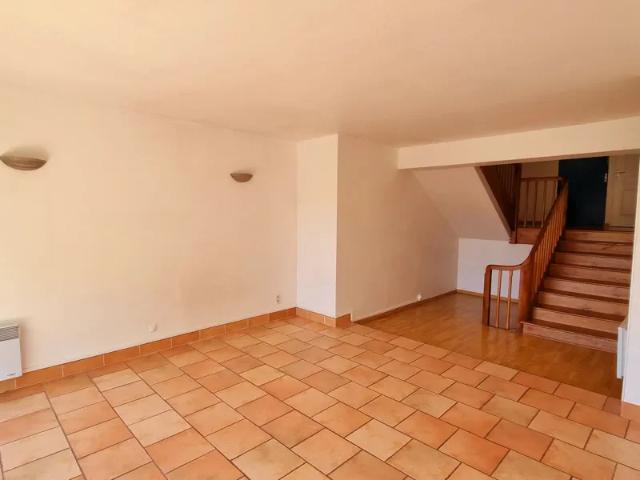Location Appartement Rue Marcel Ricard, Albi
