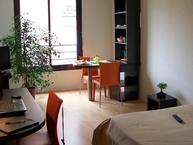 Location Appartement Rue Marcel Sembat, Montreuil