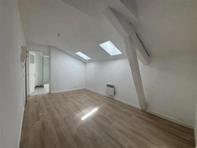 Location Appartement Rue Marcellin Berthelot, Valence