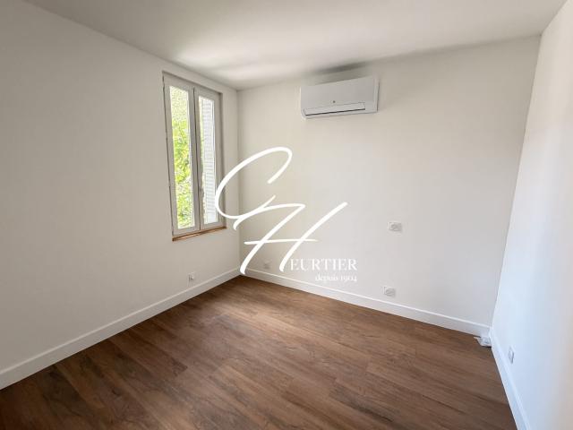 Location Appartement Rue Marbeuf, Grenoble