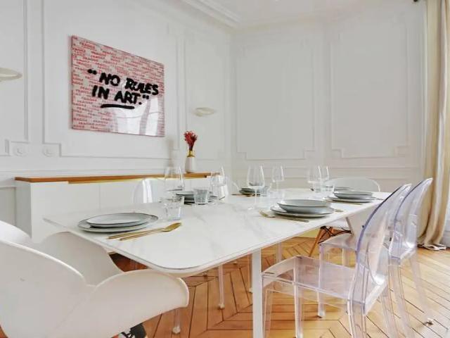Location Appartement Rue Marbeau, Paris