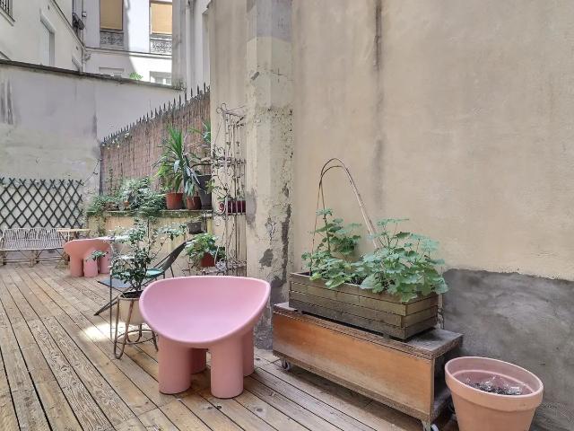 Location Appartement Rue Marie et Louise, Paris
