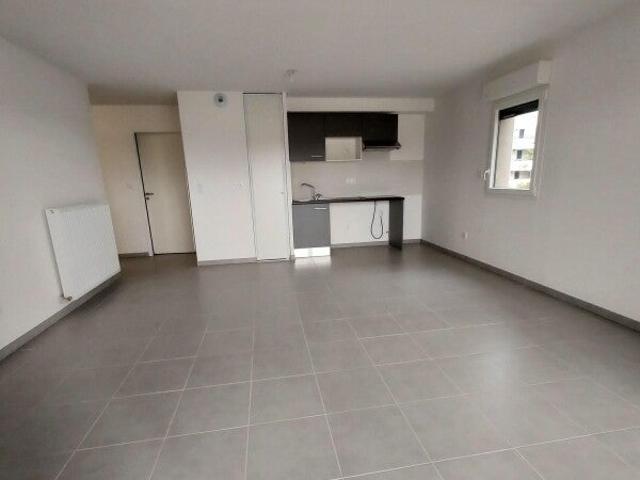 Location Appartement Rue Marie Marvingt, Champcevinel