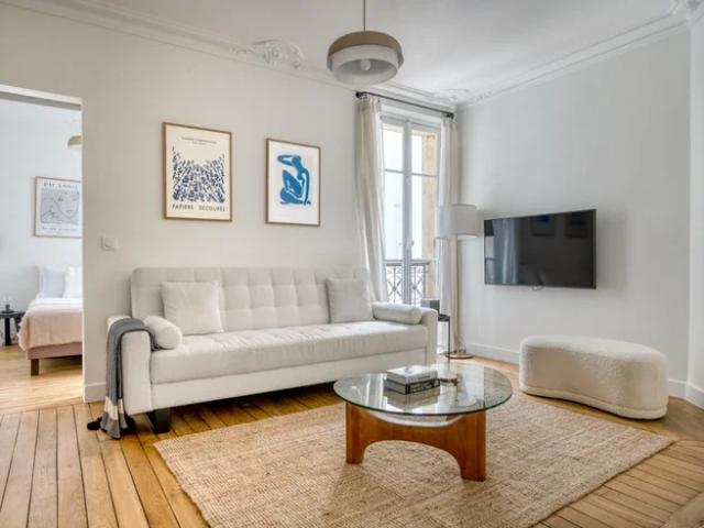 Location Appartement Rue Marius Aufan, Levallois Perret