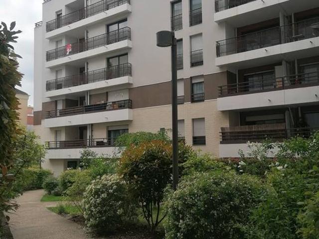 Location Appartement Rue Marius Sidobre, Arcueil