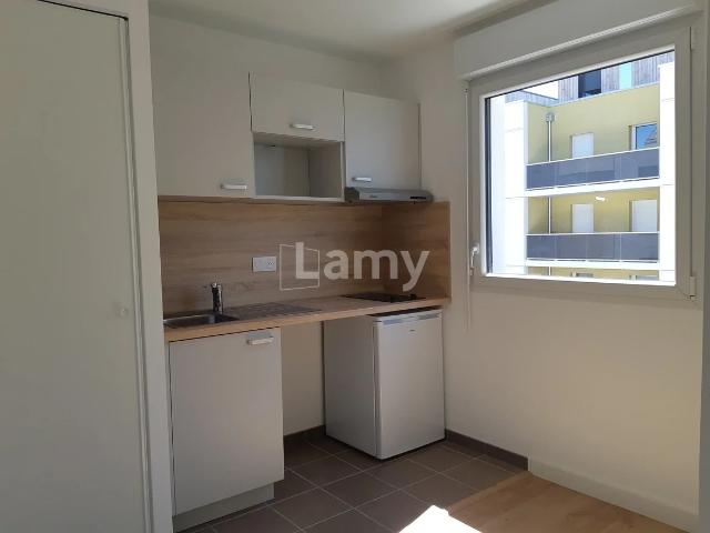 Location Appartement Rue Maryse Guerlais, Nantes