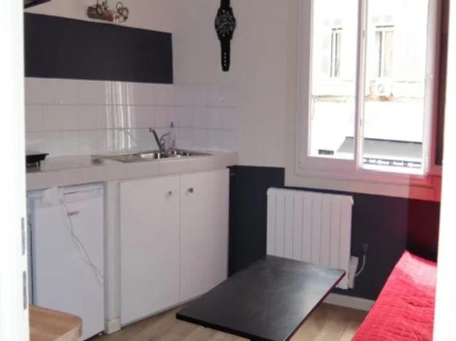 Location Appartement Rue Méjanes, Aix en Provence
