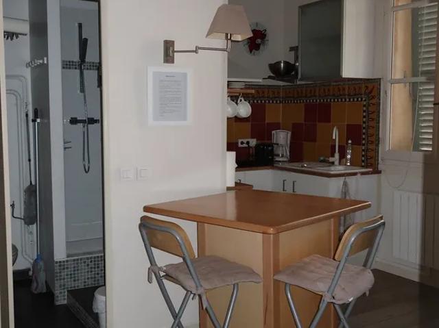 Location Appartement Rue Méjanes, Aix en Provence