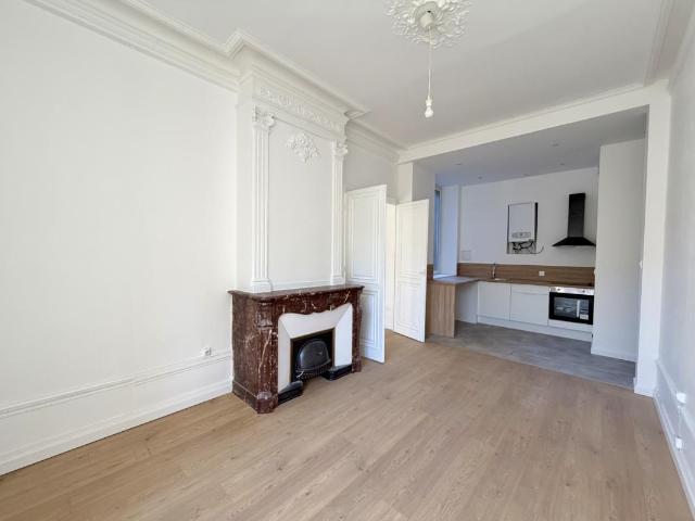 Location Appartement Rue Mercière, Saint Étienne