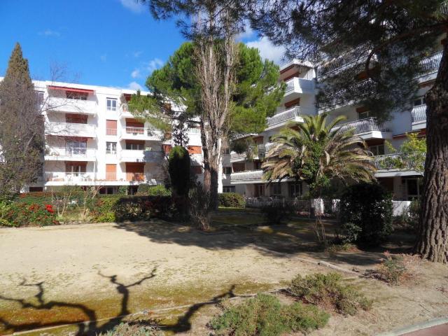 Location Appartement Rue Michel Ange, Montpellier